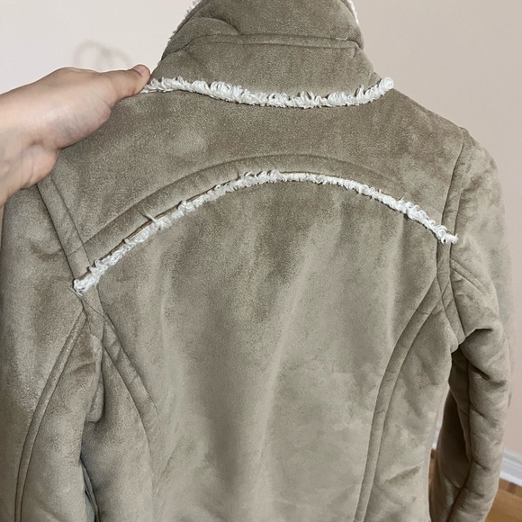 Big chill lightly worn Sherpa cool jacket medium size - Picture 4 of 5